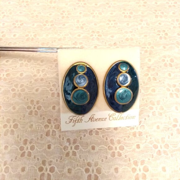 Vintage Teal Blue Enamel Gold Tone Large Oval Earrings Non-Pierced Clip Earrings - Picture 5 of 8